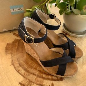 Toms Black Wedge
